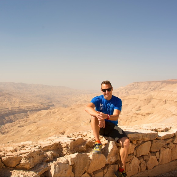 Meet your Posher, Yves - Picture 2 of 2